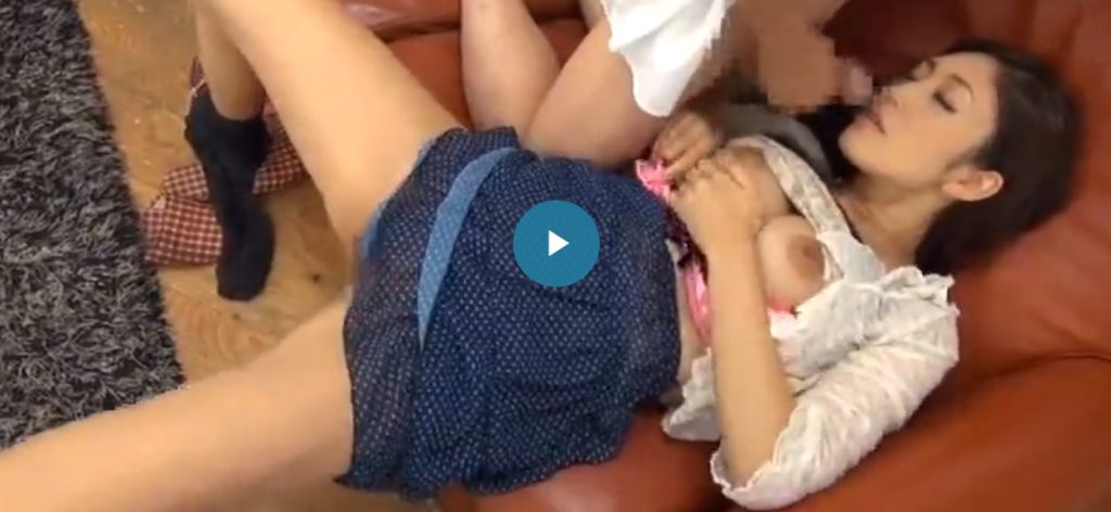 チンポ臭大好き人妻